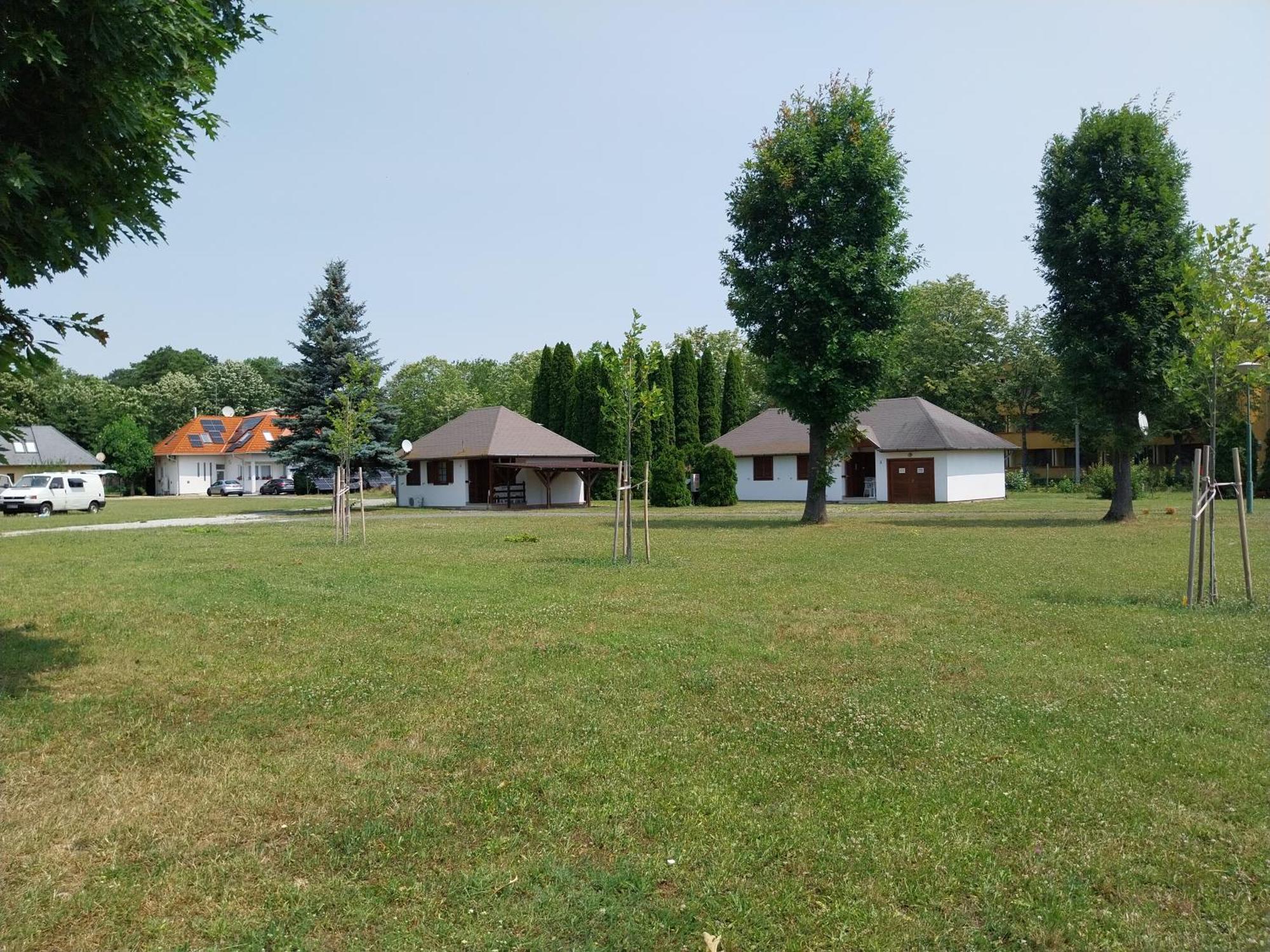Polzer Camping Buekfuerdo Exteriör bild