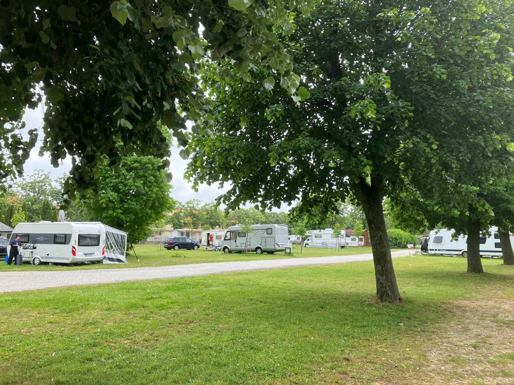 Polzer Camping Buekfuerdo Exteriör bild